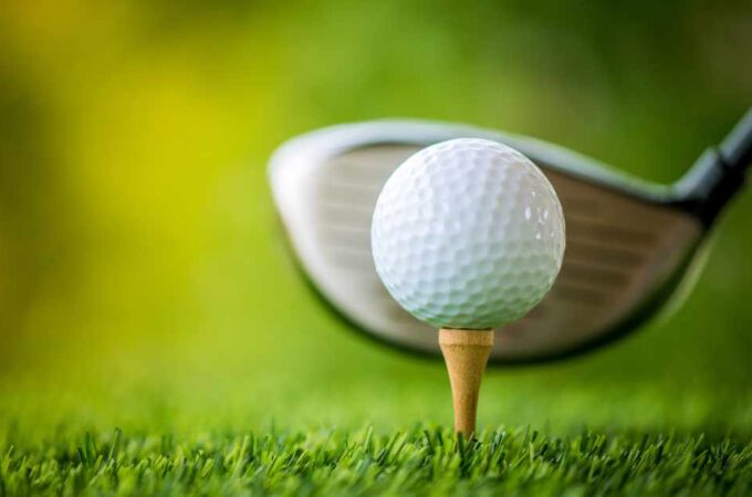 How to Drive a Golf Ball Straight Every Time: Tips and Techniques