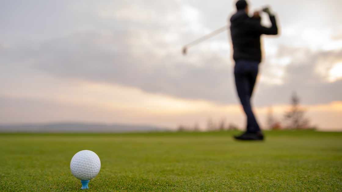 How Long Should Golf Pants Be?