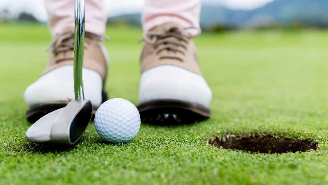 How to Choose the Right Golf Ball for New Players