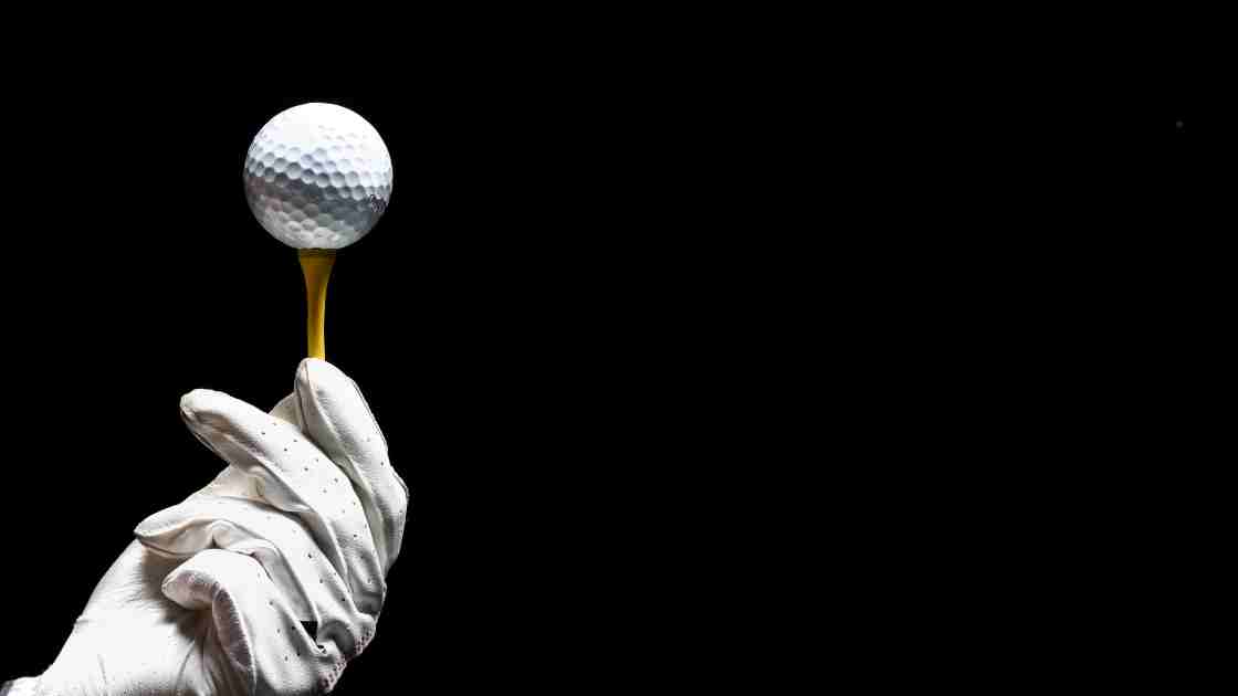 How to Whiten Stained Golf Balls